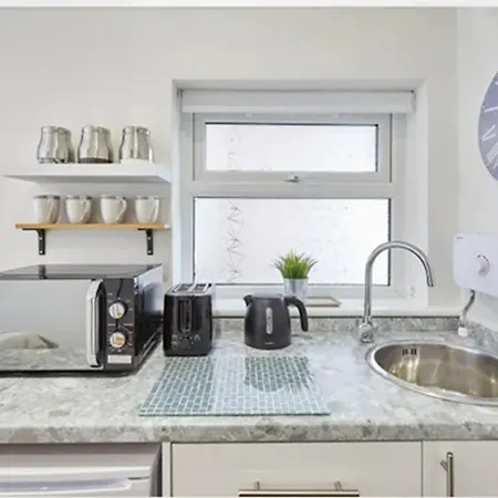 The Guest Place * 레드카